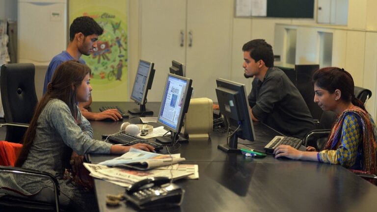In this photograph taken on July 26, 2016, Pakistani staff of Islamabad-based Power 99 FM radio work on their computers at the radio station's office in Islamabad.
For many women in Pakistan, the simple act of leaving the house can be uncomfortable, even intimidating -- the probing gaze of the opposite sex is never far away. So fed-up with the constant unwanted attention, broadcaster Anila Ansari decided to bring the touchy subjects of harassment to the airwaves, by launching an "anti-ogling campaign" on her national radio show.
 / AFP / AAMIR QURESHI / TO GO WITH AFP STORY PAKISTAN-WOMEN-HARASSMENT-RADIO,FEATURE BY AMELIE HERENSTEIN        (Photo credit should read AAMIR QURESHI/AFP via Getty Images)