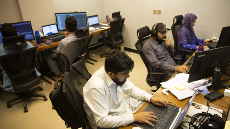 STARTUPS-ROW-PAKISTAN-23-scaled